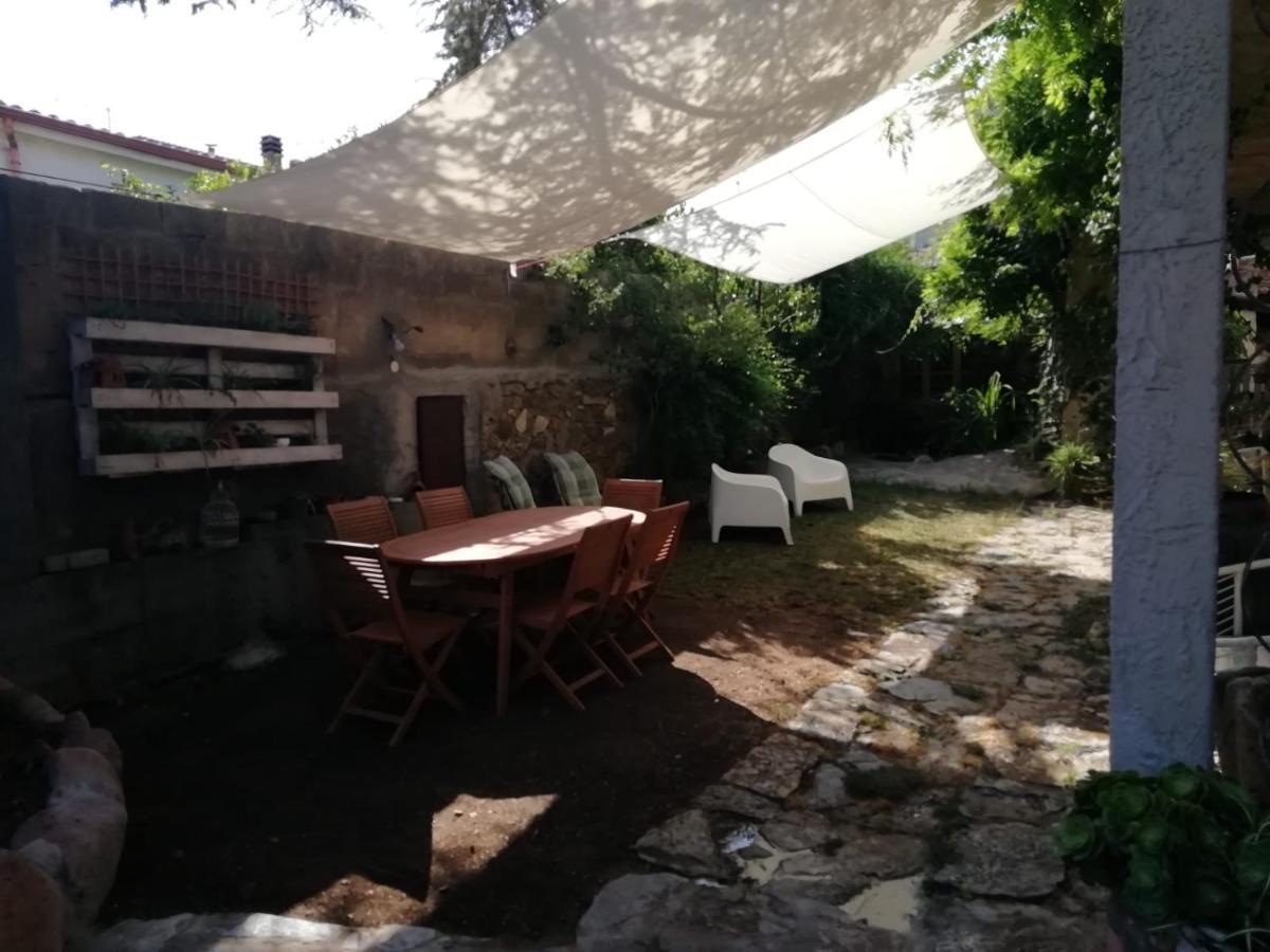 Zia Chiarina Bed & Breakfast San Nicolo Gerrei Bagian luar foto