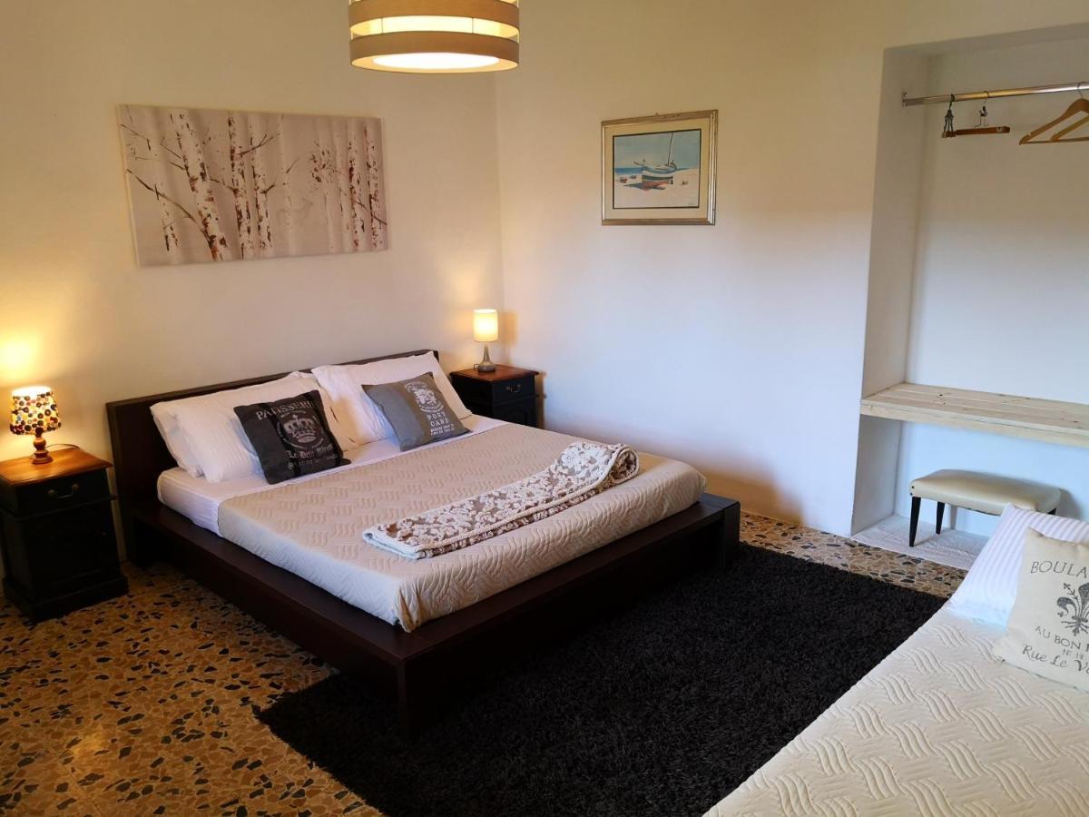 Zia Chiarina Bed & Breakfast San Nicolo Gerrei Bagian luar foto