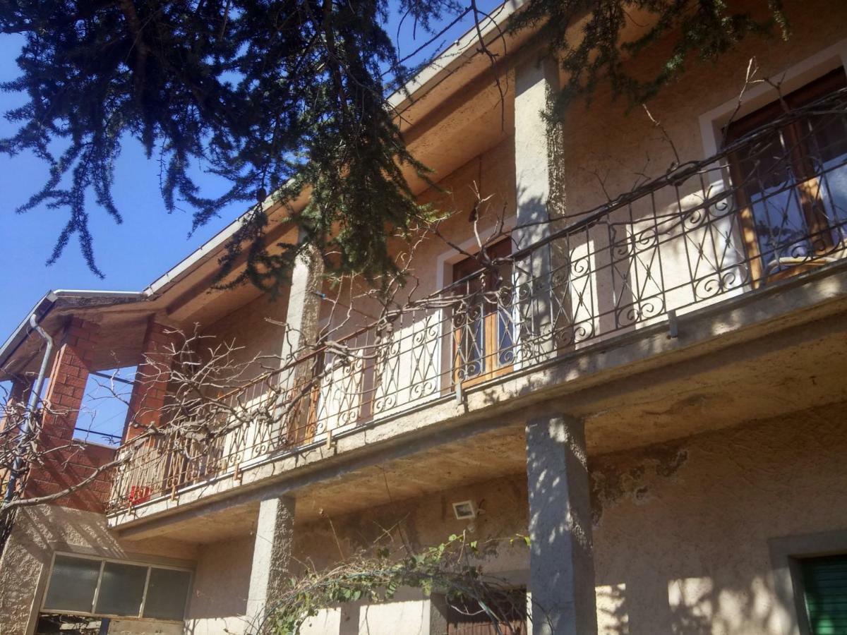 Zia Chiarina Bed & Breakfast San Nicolo Gerrei Bagian luar foto